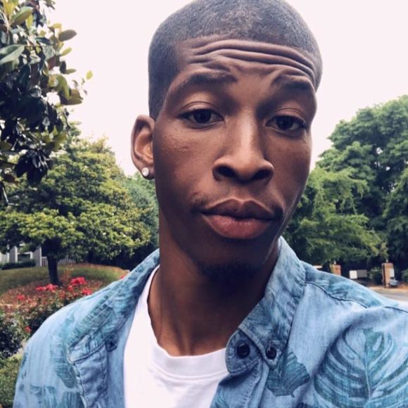 Meet your Posher, Travis - Picture 1 of 1